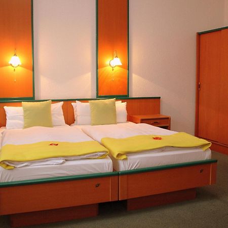 Haus Alexander Hotell Heringsdorf  Rom bilde
