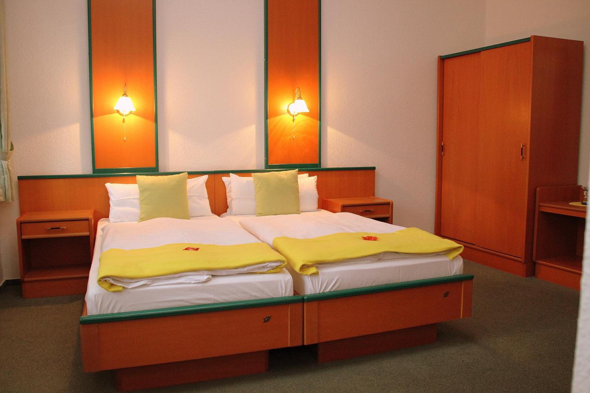 Haus Alexander Hotell Heringsdorf  Rom bilde