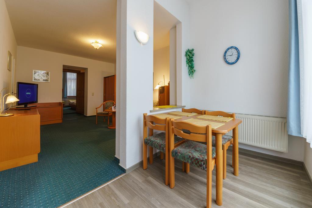 Haus Alexander Hotell Heringsdorf  Eksteriør bilde
